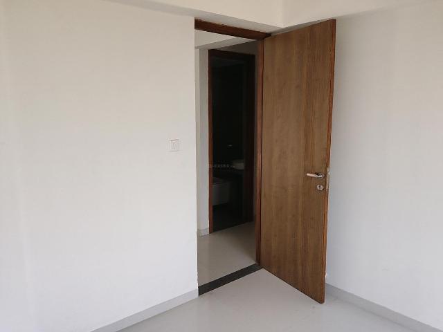 3 BHK Apartment in Vaishno Devi Circle for resale Ahmedabad. The reference number is 19944071