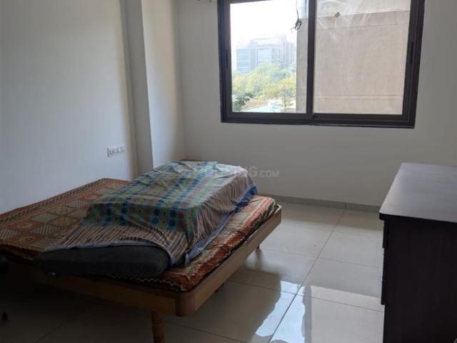 3 BHK Apartment in Vaishno Devi Circle for resale Ahmedabad. The reference number is 20089176
