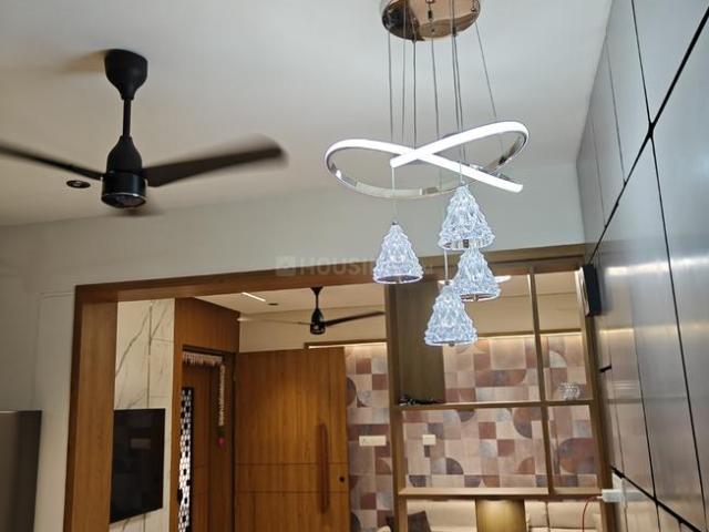 3 BHK Apartment in Vaishno Devi Circle for resale Ahmedabad. The reference number is 20401151