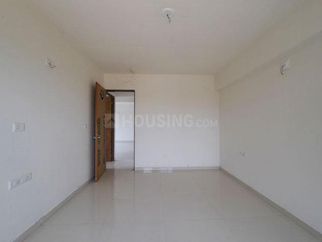 3 BHK Apartment in Vaishno Devi Circle for resale Ahmedabad. The reference number is 20574499