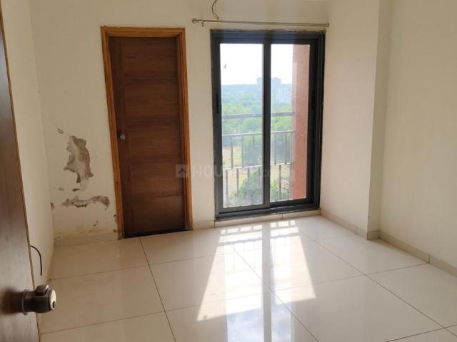 3 BHK Apartment in Vaishno Devi Circle for resale Ahmedabad. The reference number is 20508973
