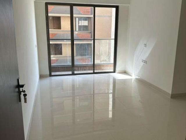 3 BHK Apartment in Vaishno Devi Circle for resale Ahmedabad. The reference number is 20534665