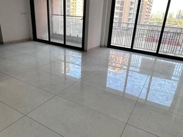 3 BHK Apartment in Vaishno Devi Circle for resale Ahmedabad. The reference number is 20630547