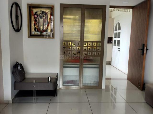 3 BHK Apartment in Vaishno Devi Circle for resale Ahmedabad. The reference number is 20760735