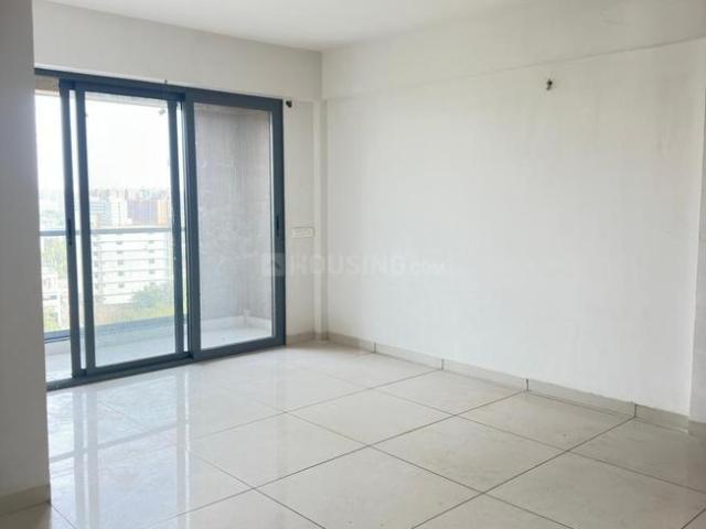 3 BHK Apartment in Vaishno Devi Circle for resale Ahmedabad. The reference number is 20761073