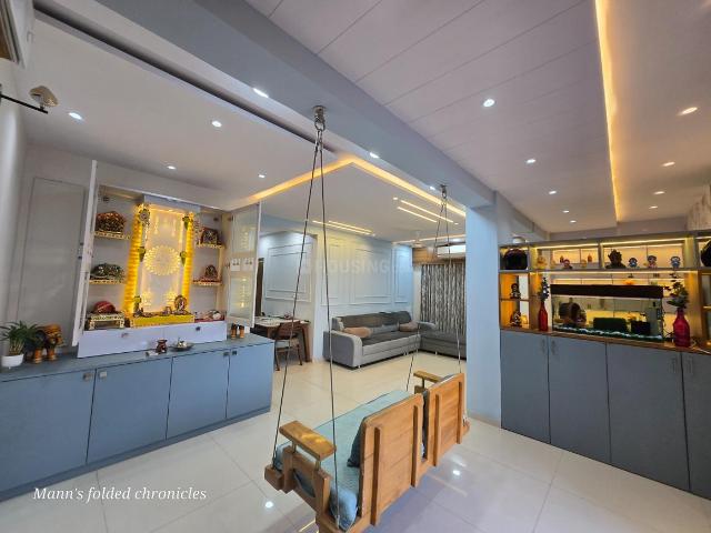 3 BHK Apartment in Vaishno Devi Circle for resale Ahmedabad. The reference number is 20857291
