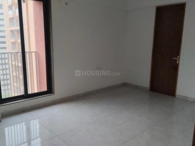 3 BHK Apartment in Vaishno Devi Circle for resale Ahmedabad. The reference number is 20978411