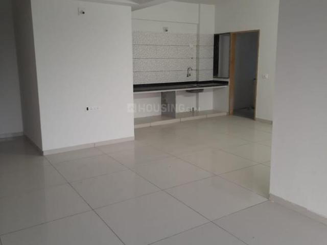 3 BHK Apartment in Vaishno Devi Circle for resale Ahmedabad. The reference number is 20980172