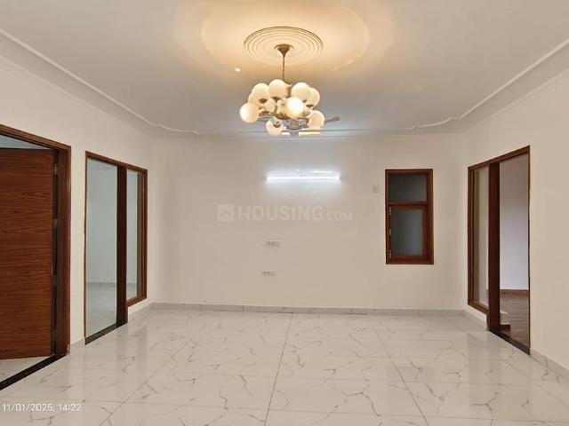 3 BHK Apartment in Vasant Kunj for rent New Delhi. The reference number is 19895095