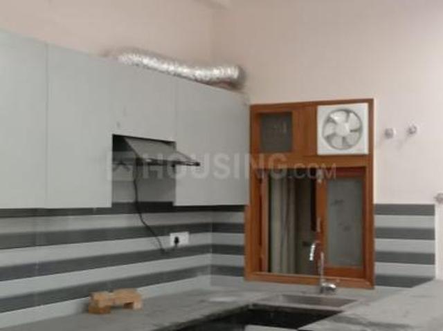 3 BHK Apartment in Vasant Kunj for rent New Delhi. The reference number is 20701089