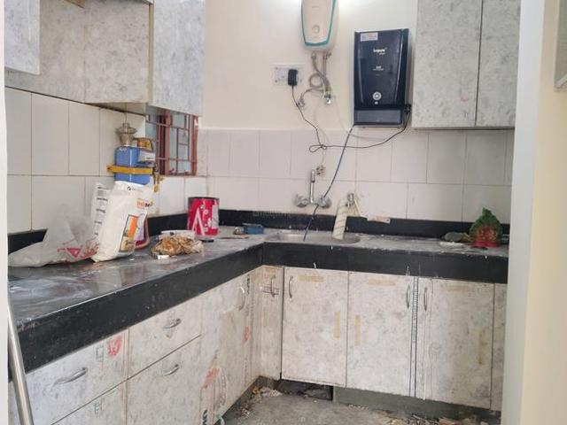 3 BHK Apartment in Vasant Kunj for resale New Delhi. The reference number is 18745793