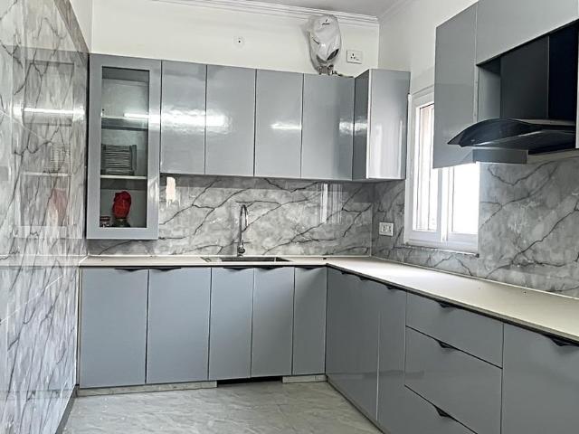 3 BHK Apartment in Vasant Kunj for resale New Delhi. The reference number is 19409433