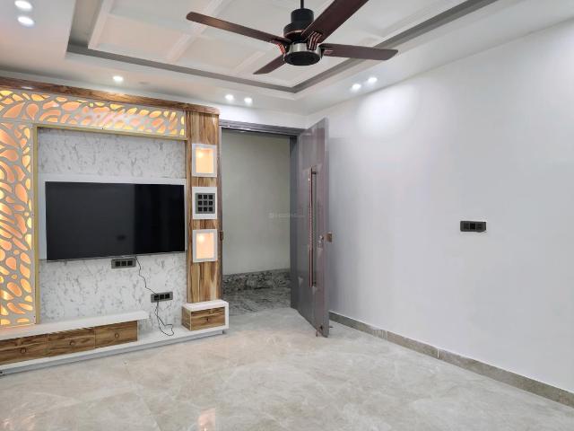 3 BHK Apartment in Vasant Kunj for resale New Delhi. The reference number is 19595653