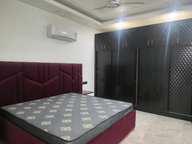 3 BHK Apartment in Vasant Kunj for resale New Delhi. The reference number is 19595683