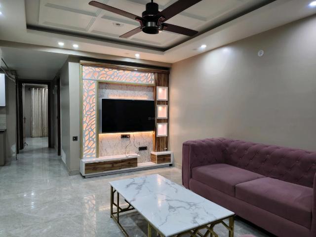 3 BHK Apartment in Vasant Kunj for resale New Delhi. The reference number is 19618443