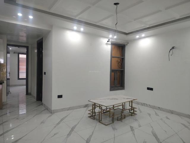 3 BHK Apartment in Vasant Kunj for resale New Delhi. The reference number is 19618368