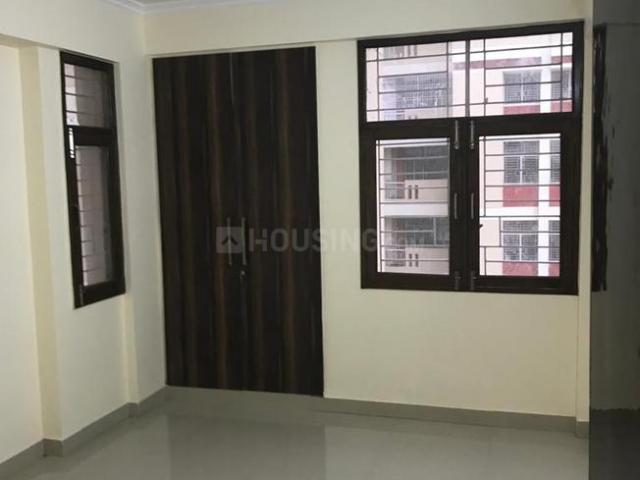 3 BHK Apartment in Vasant Kunj for resale New Delhi. The reference number is 19978856