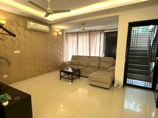 3 BHK Apartment in Vasant Kunj for resale New Delhi. The reference number is 20470922