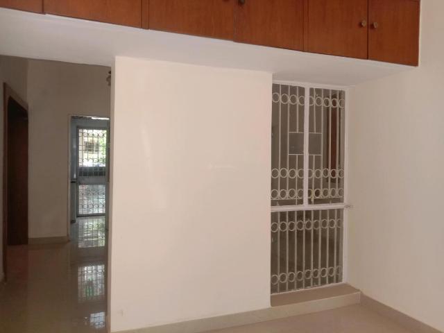 3 BHK Apartment in Vasant Kunj for resale New Delhi. The reference number is 20751816