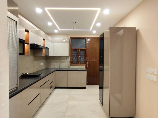 3 BHK Apartment in Vasant Kunj for resale New Delhi. The reference number is 20064507