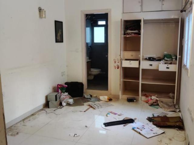 3 BHK Apartment in Vasant Kunj for resale New Delhi. The reference number is 9632683