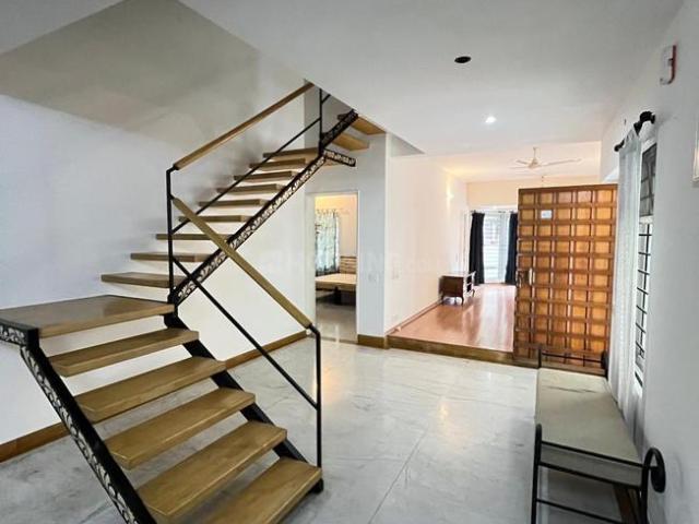 3 BHK Apartment in Vasanth Nagar for rent Bengaluru. The reference number is 20152248