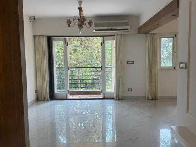 3 BHK Apartment in Vasanth Nagar for rent Bengaluru. The reference number is 20238837