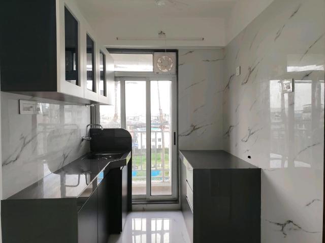 3 BHK Apartment in Vasai West for resale Vasai. The reference number is 18343346