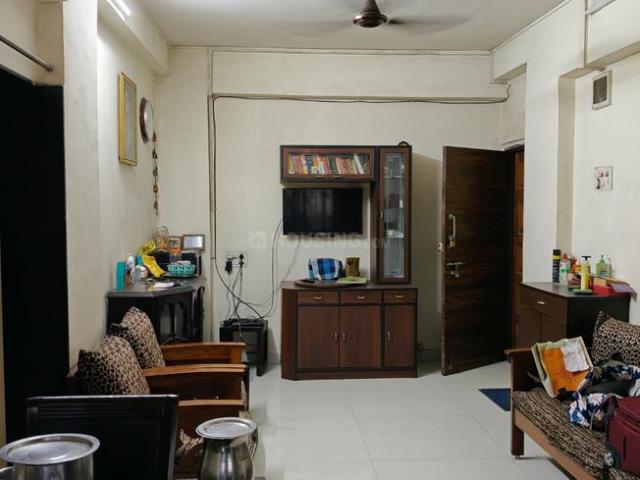 3 BHK Apartment in Vashi for resale Palm Beach Road Vashi. The reference number is 17244099