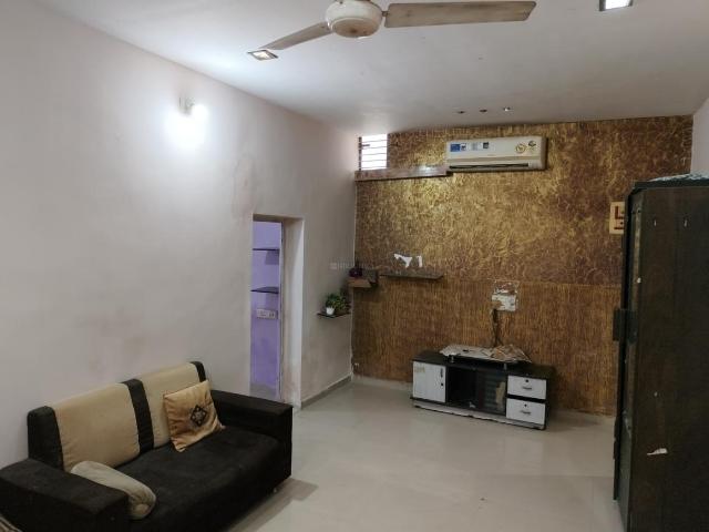 3 BHK Apartment in Vasna for rent Ahmedabad. The reference number is 20924373
