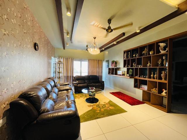 3 BHK Apartment in Vasna for resale Vadodara. The reference number is 16434083