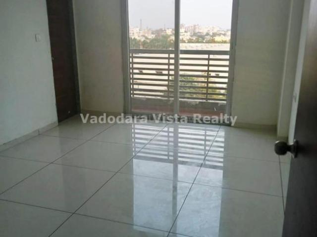 3 BHK Apartment in Vasna for resale Vadodara. The reference number is 16510317
