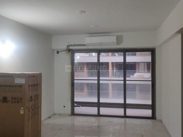 3 BHK Apartment in Vastrapur for rent Ahmedabad. The reference number is 20347370