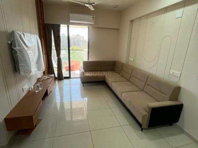 3 BHK Apartment in Vastrapur for rent Ahmedabad. The reference number is 20383859