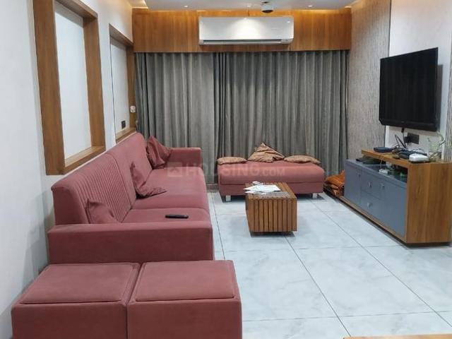 3 BHK Apartment in Vastrapur for rent Ahmedabad. The reference number is 20410492