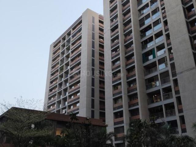 3 BHK Apartment in Vastrapur for resale Ahmedabad. The reference number is 20171020