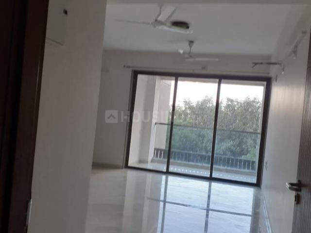 3 BHK Apartment in Vastrapur for resale Ahmedabad. The reference number is 20347281