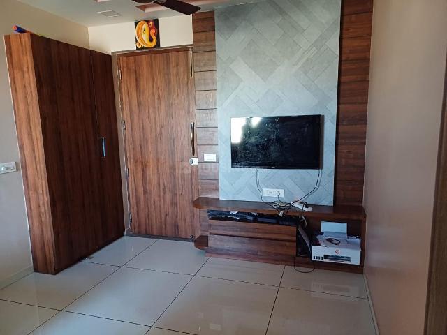3 BHK Apartment in Vastrapur for resale Ahmedabad. The reference number is 20821148