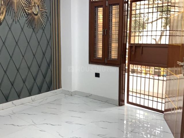 3 BHK Apartment in Vasundhara for resale Ghaziabad. The reference number is 19660399
