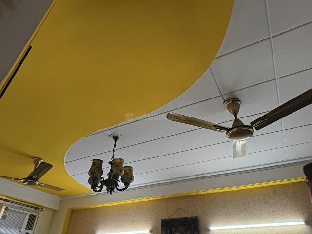 3 BHK Apartment in Vasundhara for resale Ghaziabad. The reference number is 20684445