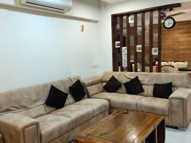 3 BHK Apartment in Vejalpur for rent Ahmedabad. The reference number is 11421780