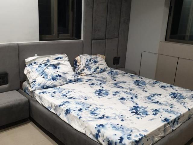 3 BHK Apartment in Vesu for rent Surat. The reference number is 18270903