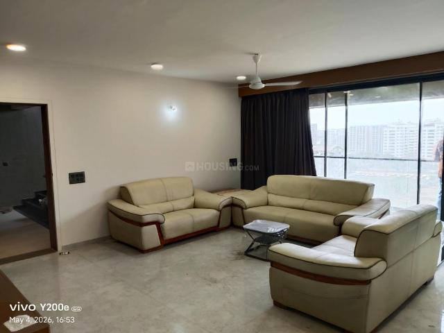 3 BHK Apartment in Vesu for rent Surat. The reference number is 20157356