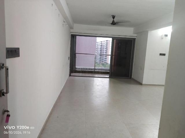 3 BHK Apartment in Vesu for rent Surat. The reference number is 20465488