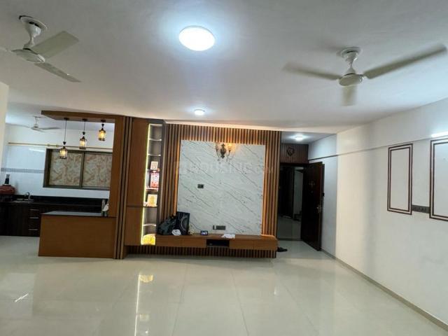 3 BHK Apartment in Vesu for rent Surat. The reference number is 20686747