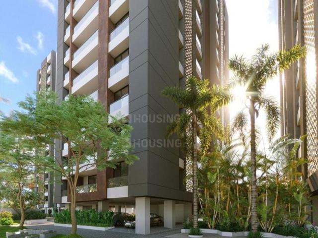 3 BHK Apartment in Vesu for resale Surat. The reference number is 20814999