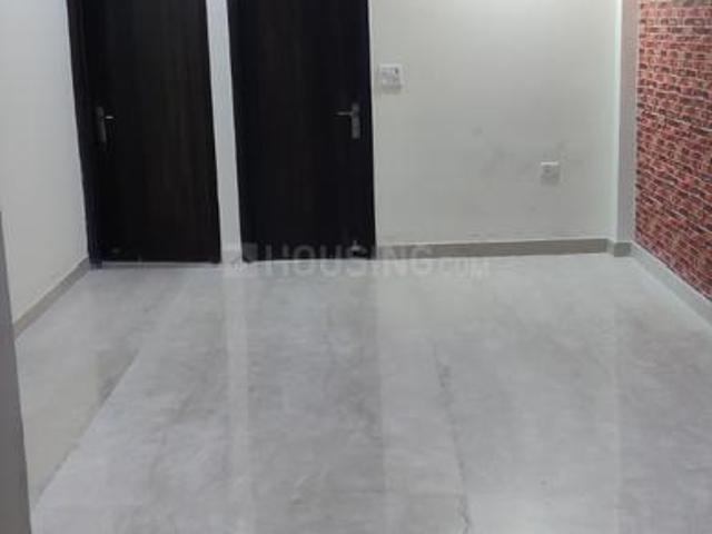 3 BHK Apartment in Vikaspuri for rent New Delhi. The reference number is 16373371