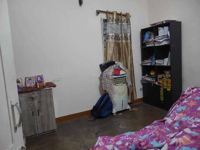 3 BHK Apartment in Vikaspuri for resale New Delhi. The reference number is 20206052