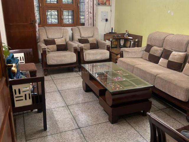 3 BHK Apartment in Vikaspuri for resale New Delhi. The reference number is 19556698