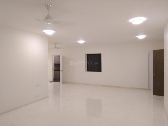 3 BHK Apartment in Vile Parle West for rent Mumbai. The reference number is 20506326